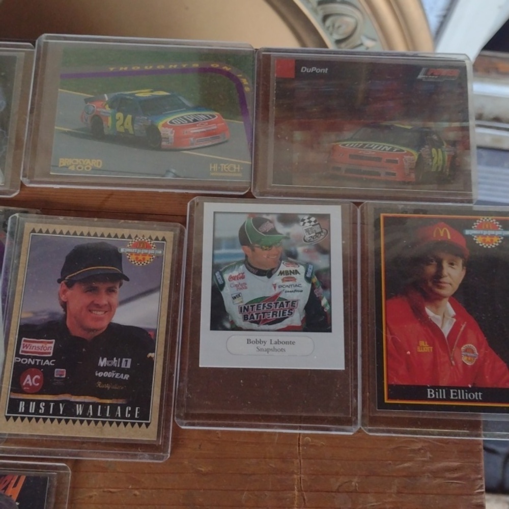 Inserts NASCAR Racing Trading Cards Collection - Picture 3 of 5